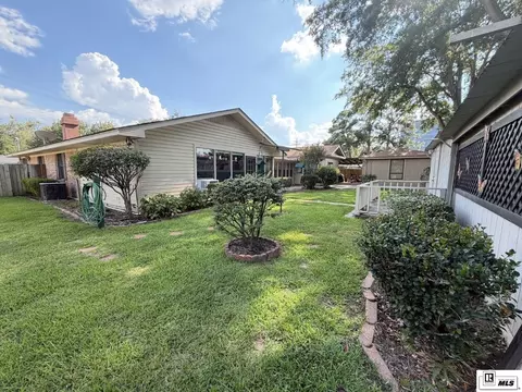 Exterior - 1903 Howard Dr, Monroe, LA 71201 photo 2 of 2