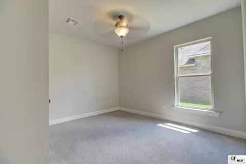 Bedroom - 214 Fairhope Dr, Sterlington, LA 71280 photo 4 of 7