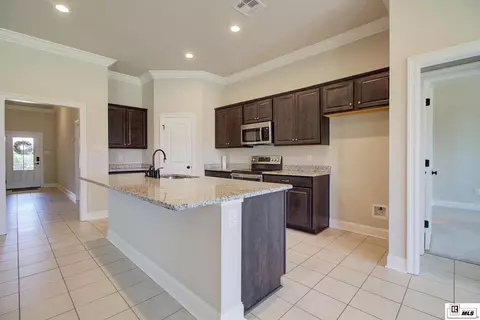Kitchen - 214 Fairhope Dr, Sterlington, LA 71280 photo 3 of 3
