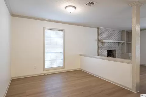 Living - 3105 Lakeview Pl, Ruston, LA 71270 photo 7 of 13