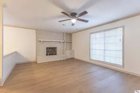 Living - 3105 Lakeview Pl, Ruston, LA 71270 photo 1 of 13