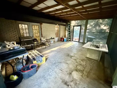 Exterior - 1221 Guy Ave, Bastrop, LA 71220 photo 3 of 5