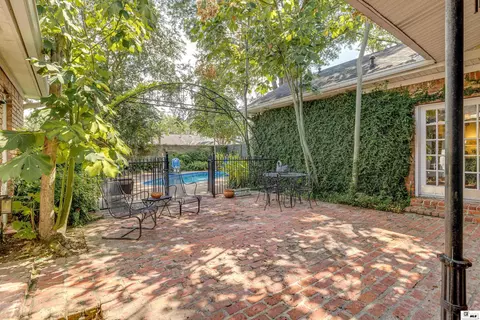 Exterior - 1410 Park Ave, Monroe, LA 71201 photo 12 of 13