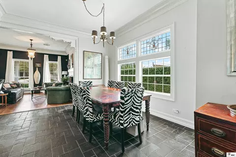Dining - 1410 Park Ave, Monroe, LA 71201 photo 1 of 2
