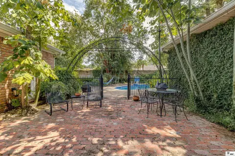 Exterior - 1410 Park Ave, Monroe, LA 71201 photo 3 of 13