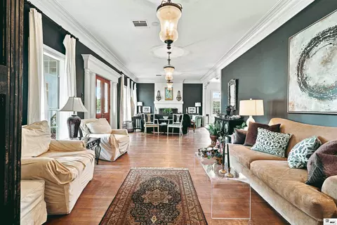 Living - 1410 Park Ave, Monroe, LA 71201 photo 2 of 8