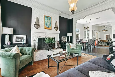 Living - 1410 Park Ave, Monroe, LA 71201 photo 1 of 8
