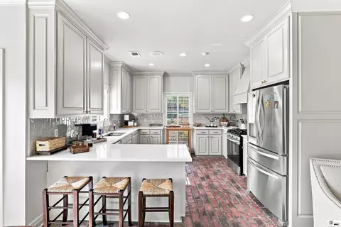 Kitchen - 3267 Deborah Dr, Monroe, LA 71201 photo 2 of 4