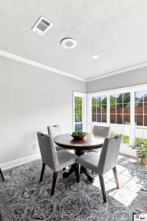 Dining - 3267 Deborah Dr, Monroe, LA 71201 photo 1 of 3