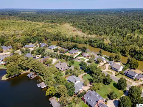 View/Area - 3267 Deborah Dr, Monroe, LA 71201 photo 3 of 5