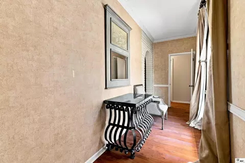 Entry Way - 2311 Pinehurst Dr, Monroe, LA 71201 photo 1 of 1
