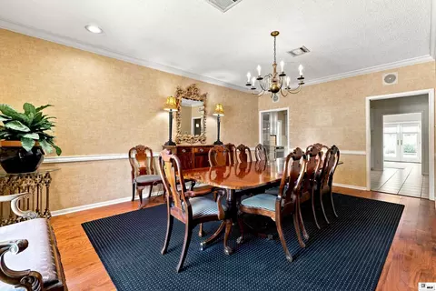 Dining - 2311 Pinehurst Dr, Monroe, LA 71201 photo 4 of 5