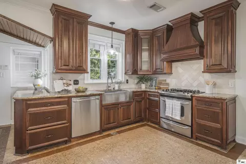 Kitchen - 1302 Spencer Ave, Monroe, LA 71201 photo 1 of 2