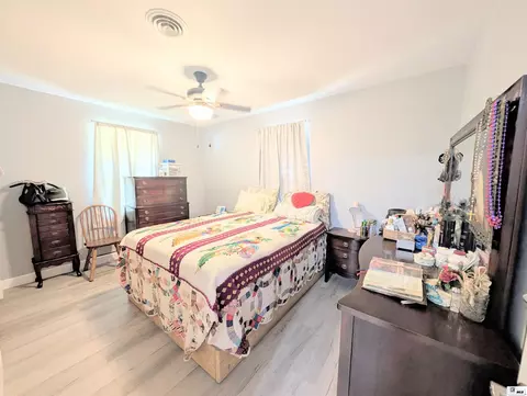 Bedroom - 1366 Pinecrest St, Olla, LA 71465 photo 2 of 5