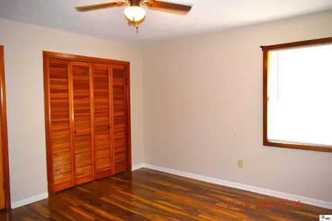 Bedroom - 906 Bridge St, Bastrop, LA 71220 photo 3 of 4