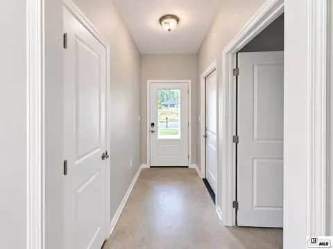 Entry Way - 3001 Leyland Dr, Ruston, LA 71270 photo 1 of 1