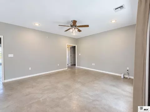 Living - 3001 Leyland Dr, Ruston, LA 71270 photo 4 of 4