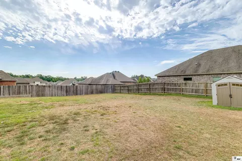 Exterior - 302 Teal Loop, West Monroe, LA 71291 photo 6 of 7