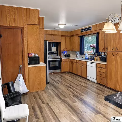 Kitchen - 801 S 7th St, Monroe, LA 71201 photo 3 of 3