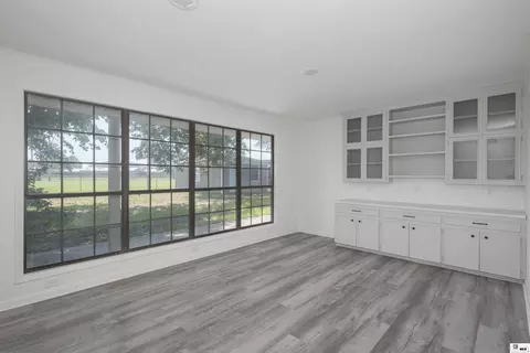 Living - 1912 Howard Dr, Monroe, LA 71201 photo 2 of 3