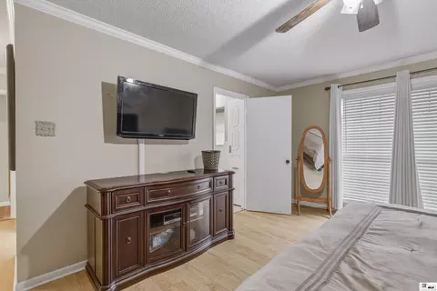 Bedroom - 1372 Parker Rd, Monroe, LA 71202 photo 4 of 6