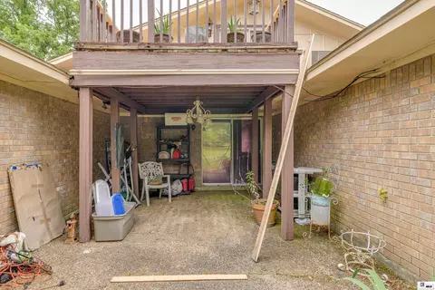 Exterior - 1372 Parker Rd, Monroe, LA 71202 photo 11 of 11