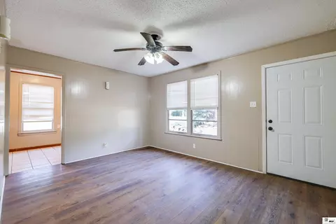 Living - 311 Harn St, Monroe, LA 71201 photo 3 of 3