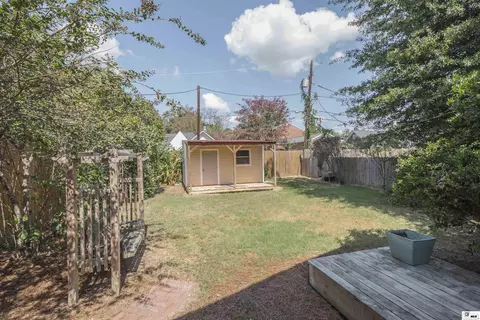 Exterior - 1303 Spencer Ave, Monroe, LA 71201 photo 4 of 9