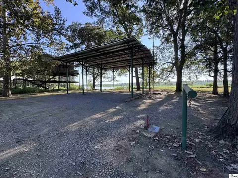 299 Deer Park Hwy, Vidalia, LA 71373