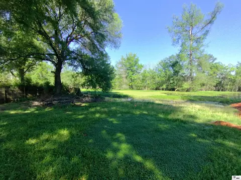 Exterior - 412 Stevenson Dr, Monroe, LA 71203 photo 12 of 15