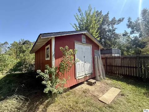 Exterior - 412 Stevenson Dr, Monroe, LA 71203 photo 7 of 15