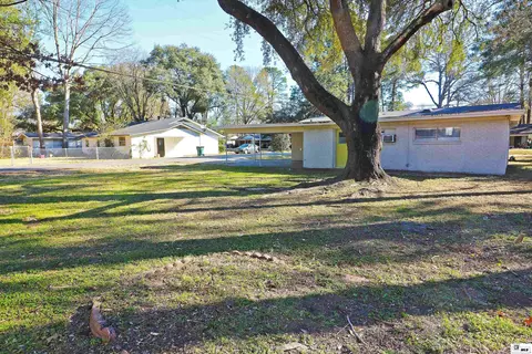 Exterior - 500 Eason Pl, Monroe, LA 71201 photo 4 of 5