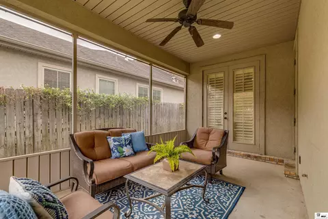 Exterior - 1908 Bienville Dr, Monroe, LA 71201 photo 3 of 7