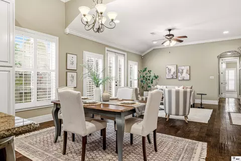 Dining - 1908 Bienville Dr, Monroe, LA 71201 photo 2 of 2