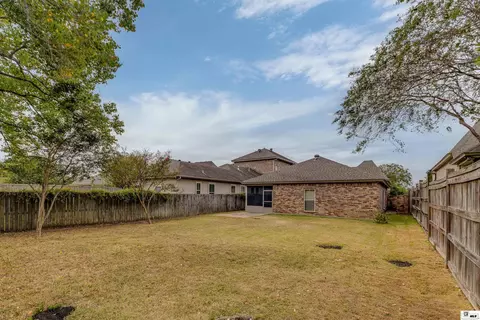 Exterior - 1908 Bienville Dr, Monroe, LA 71201 photo 5 of 7