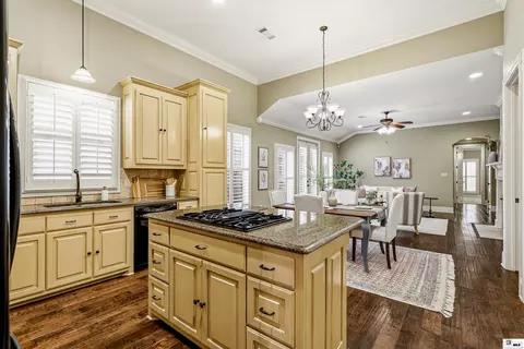 Kitchen - 1908 Bienville Dr, Monroe, LA 71201 photo 2 of 3