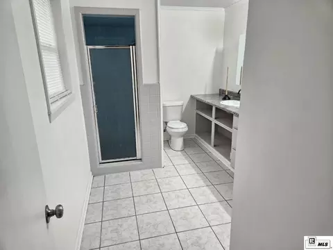 Bath - 307 Ingleside Dr, Monroe, LA 71203 photo 1 of 2