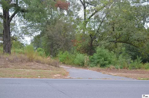 910 N Vienna St, Ruston, LA 71270 photo 2