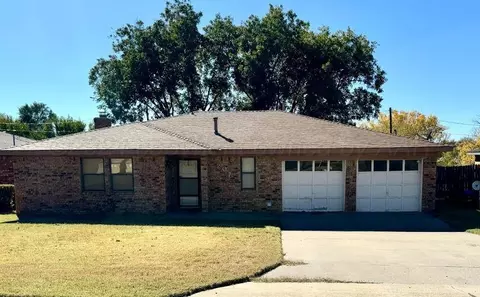 207 Caprock Street Borger Tx 79007 St, Borger, TX 79007 photo 1