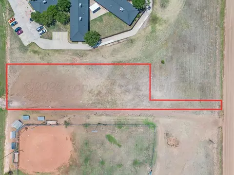 E 19th Street, Dumas, TX 79029