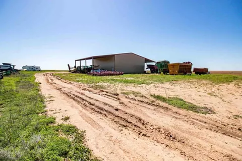 Fm 1881 Happy Farm, Happy, TX 79042