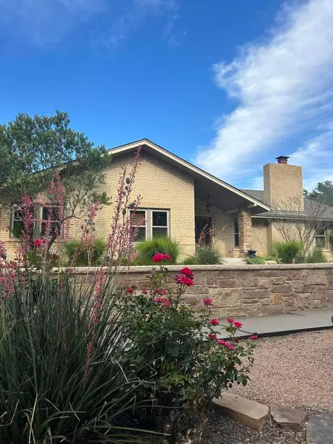 615 S 6th Street Canadian Tx 79014 St, Canadian, TX 79014