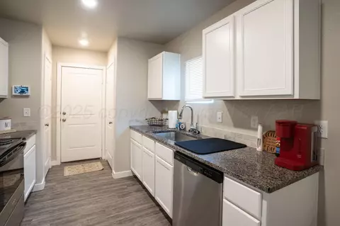 Kitchen - 5012 Locker Street Amarillo Tx 79118-0044 St, Amarillo, TX 79118 photo 1 of 2