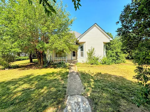 522 S Baylor Street Perryton Tx 79070 St, Perryton, TX 79070