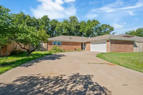 2809 James Louis Drive Amarillo Tx 79110-2305 Dr, Amarillo, TX 79110 photo 1