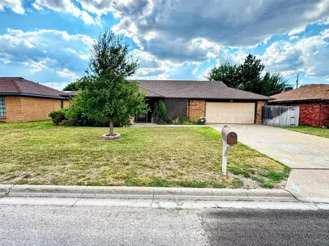 2310 S Elm Street Perryton Tx 79070 St, Perryton, TX 79070