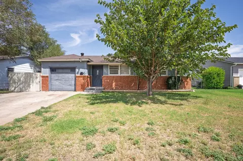 305 Teakwood Street Amarillo Tx 79107-1819 St, Amarillo, TX 79107