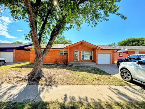 2214 Harvard Drive Perryton Tx 79070 Dr, Perryton, TX 79070