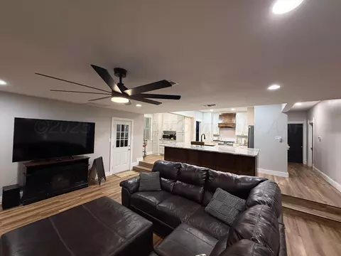 Kitchen - 409 Franklin Avenue Panhandle Tx 79068-1892 Ave, Panhandle, TX 79068 photo 9 of 10
