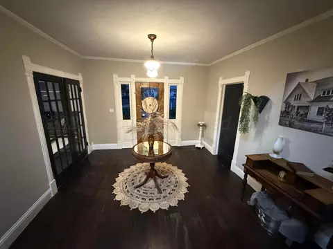 Entry Way - 409 Franklin Avenue Panhandle Tx 79068-1892 Ave, Panhandle, TX 79068 photo 4 of 10